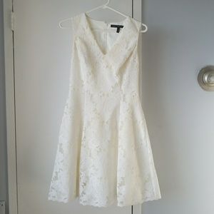 White House Black Market white dress rose lace